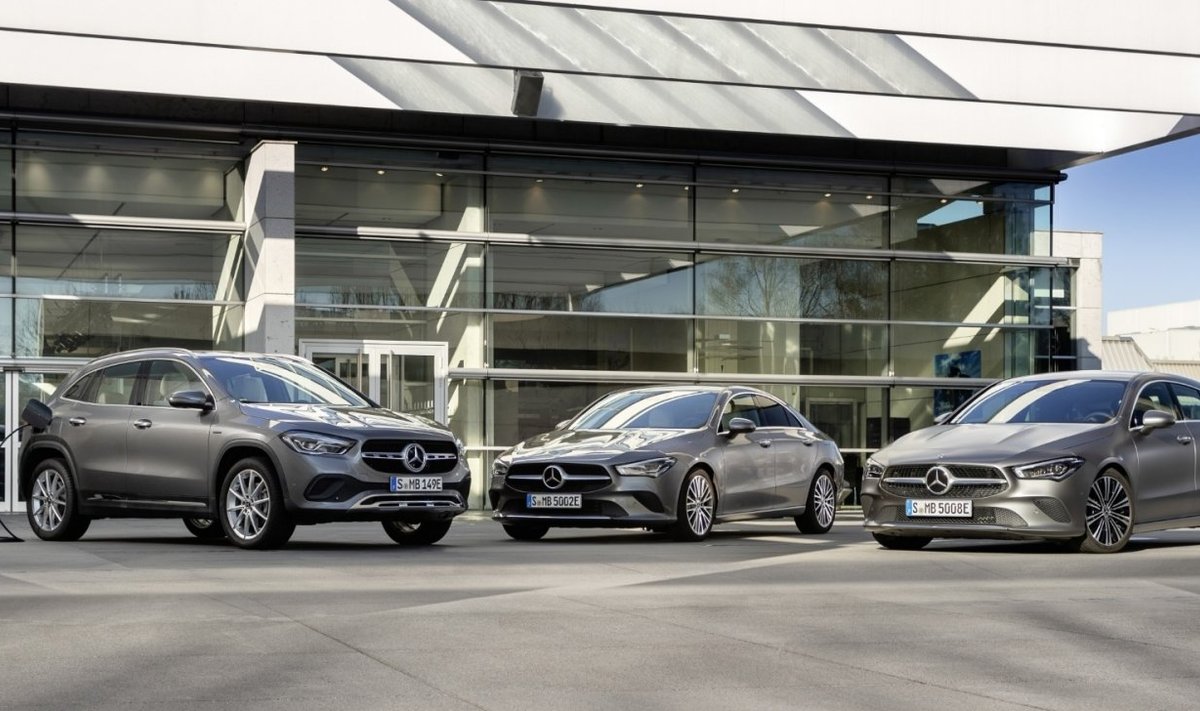 Naujieji "Mercedes-Benz" įkraunami hibridai