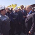 Keistas pokalbis su darbuotojais: Putinas gerokai „prašovė“