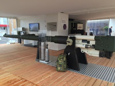 "Rheinmetall" 130 mm pabūklas.