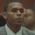 Chrisas Brownas pripažintas kaltu dėl Rihannos užpuolimo