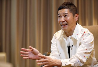 Yusaku Maezawa
