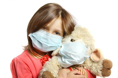 vaikas, mergaitė, liga, alergija, gripas,virusai, peršalimas,ligoninė
