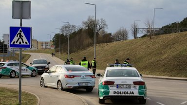 Pareigūnai pranešė, kas vairuotojų laukia ilgąjį savaitgalį: dirbs sustiprintos pajėgos