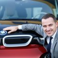 BMW viceprezidentas apie tai, kodėl sportiniam automobiliui užtenka 3 cilindrų variklio ir ką jis norėtų aptarti su A. Merkel