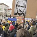 Роман Цимбалюк: Зеленский не строит культ личности, а из Путина посредством пресс-конференций делают дуче или Гитлера