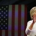 Клинтон обещала относиться к кибератакам как к любым другим нападениям
