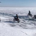 Karolis Mieliauskas su tarptautine ekspedicija motociklu pervažiavo Baikalo ežerą