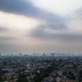 Dėl didelio oro užterštumo tūkstančiams valstybės tarnautojų Džakartoje nurodyta dirbti iš namų