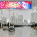 Turkmėnijoje uždrausti juodos spalvos automobiliai