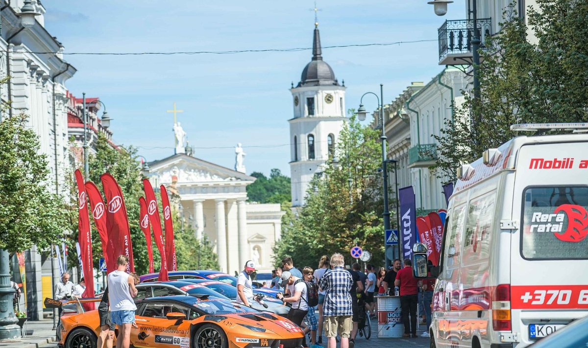 Aurum 1006 km lenktynių pristatymas Vilniuje