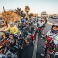 „Africa Eco Race“ pasiryžusiam įveikti T. Jančiui teko motociklo varžtą keisti išsuktu iš automobilio