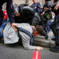 Rusiją krečia protestai: šimtai išėjo į gatves, žmones tramdo areštais