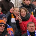 Moters dienos proga - pirmos Lietuvos futbolo čempionato rungtynės nemokamai