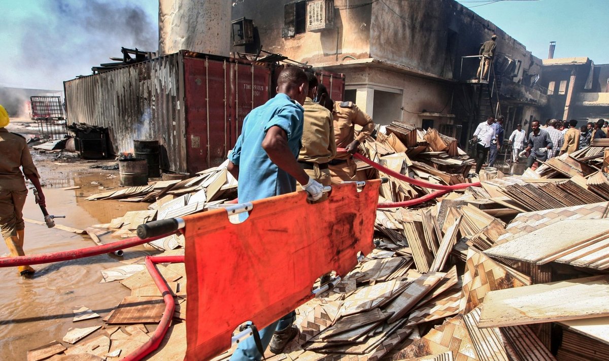 Sudane per gaisrą gamykloje žuvo 16 žmonių