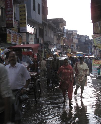 Po lietaus Paharganj Delhi