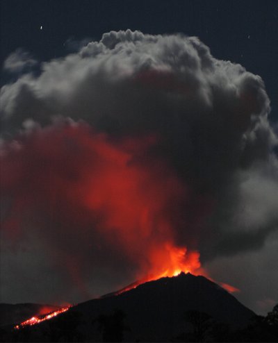 Ekvadoro ugnikalnio išsiveržimas