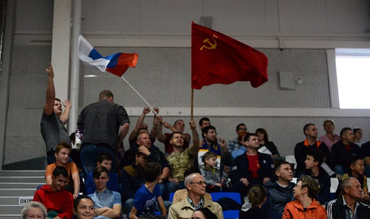 Sovietų Sąjungos vėliava rankinio rungtynėse