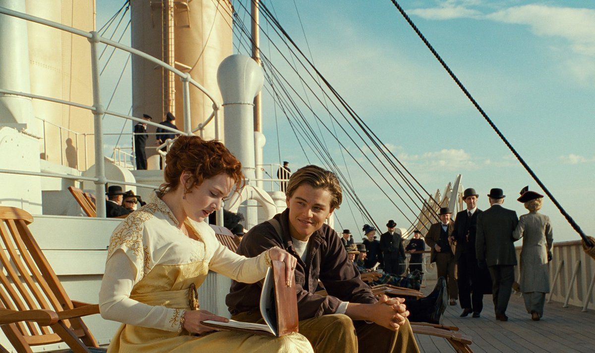 Leonardo DiCaprio ir Kate Winslet filme "Titanikas" ("Titanic")