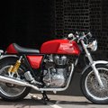 „Royal Enfield“ pristatė lenktyninį retro stiliaus motociklą