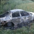 Šešiolikmečių vagišių žygis: pavogę automobilį patys išsigando ir bandė jį sunaikinti kaip filme