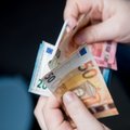 Ekonomistai įvertino Nausėdos siūlymą mažinti gyventojų pajamų mokestį