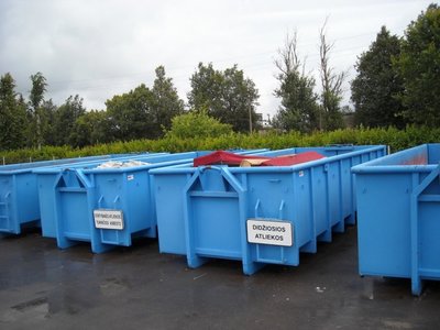Automobilių dalis galima priduoti stambiagabaričių atliekų priėmimo aikštelėse 