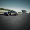 Prabangus „Porsche Panamera S Executive“ – pirmasis dvispalvis markės automobilis