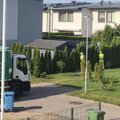 Gėdinga situacija: „Kauno švaros“ darbuotojai Domeikavoje atsiliepė į gamtos šauksmą