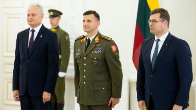 Президент Литвы присвоил Вайкшнорасу звание генерала