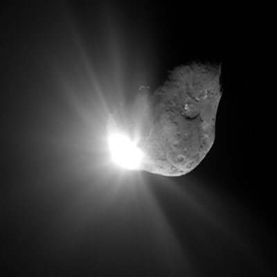 NASA ruošiasi pakreipti asteroidų skrydžio trejektoriją. Scanpix/NASA/ESA nuotr.