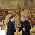 "Сексуальные домогательства": в Париже расследуют жалобу на "посла" Ватикана