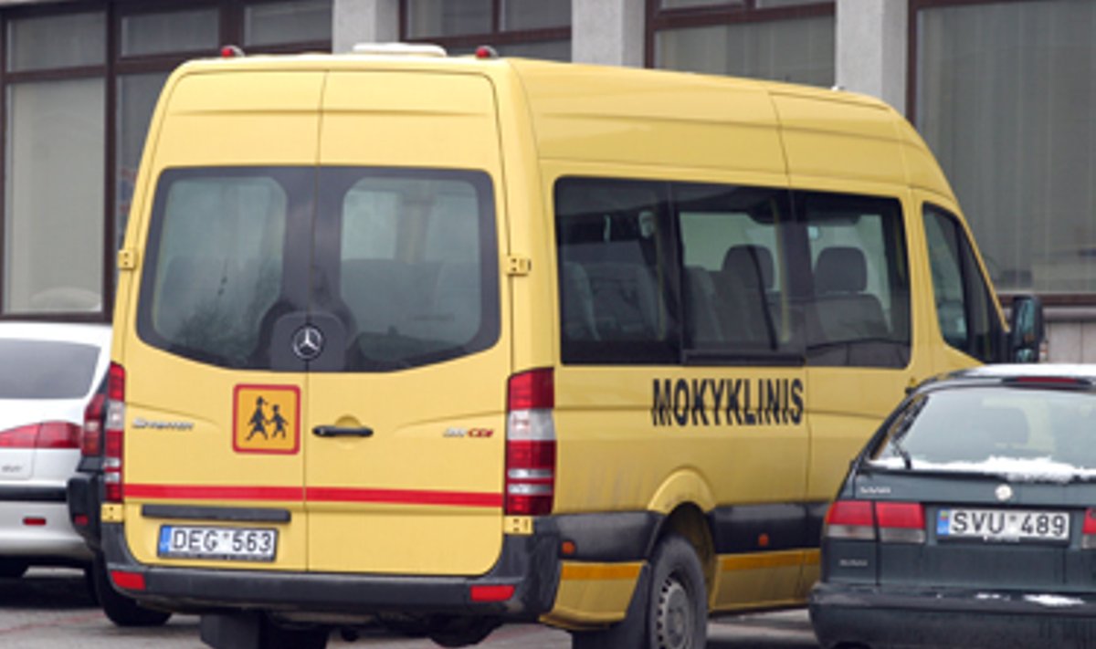 Mokyklinis mikroautobusas