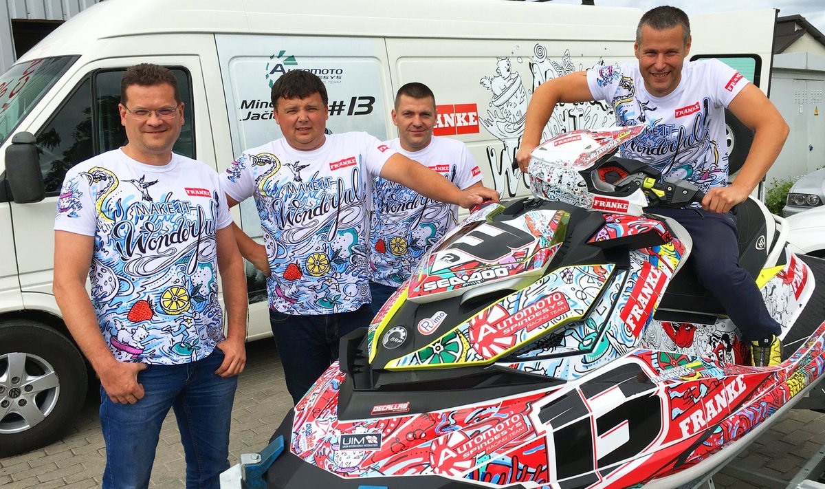 Mindaugas Jačiauskas ir "Automoto Spindesys Racing Team“" komanda