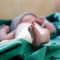 Aiškėja Vilniuje apnuodyto naujagimio aplinkybės: močiutė mažyliui davė ne tuos vaistus
