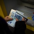 Į bankomatą įnešęs pinigus vyras apstulbo: mokesčiams atseikėjo 300 eurų