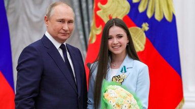 Putinas užstojo dopingo skandale linksniuotą Valijevą: neįmanoma, jog ji kažką vartojo