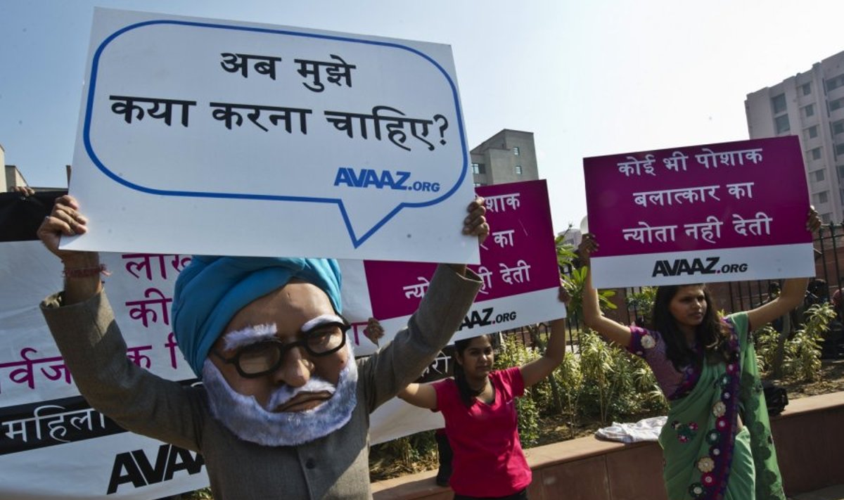 Protestai dėl Indijoje išprievartautos merginos