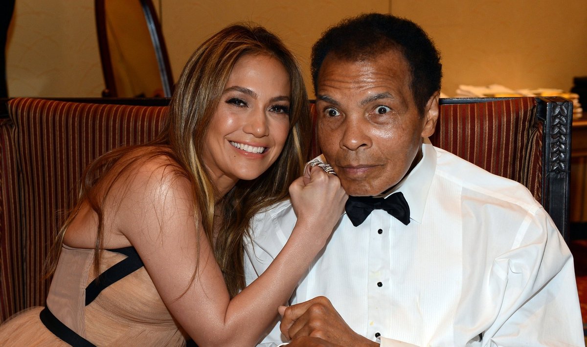 Jennifer Lopez ir Muhammadas Ali 