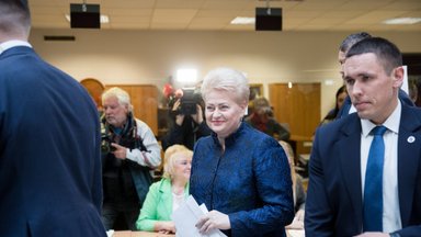 Balsą rinkimuose atidavusi Grybauskaitė pasakė, kaip pasirinko, išskyrė pagrindinius darbus