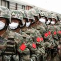 Xi Jinpingas ragina paversti Kinijos kariuomenę „didžiąja plieno siena“