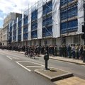 Prie ambasadų užsienyje nutįso eilės: kad atiduotų balsą, lietuviai laukia po kelias valandas