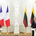 Nausėda pokalbyje su Macronu ragino stiprinti rytinį NATO flangą