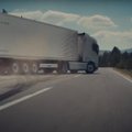 Naujame klipe – du „Volvo“ sunkvežimiai netikėtame amplua