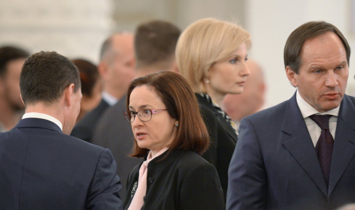 Vladimiro Putino pranešimas šalies parlamento žemiesiems rūmams.  Centrinio banko vadovė Elvira Nabiulina