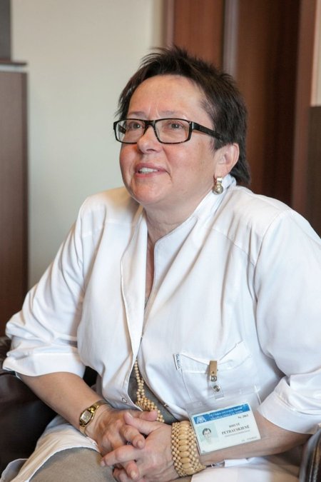 Kardiologijos skyriaus vedėja docentė Birutė Petrauskienė.
