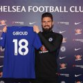 Giroud iš „Arsenal“ ekipos puolė į priešų glėbį: dėvės „Chelsea“ marškinėlius