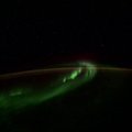 Poliarinę pašvaistę nufilmavęs rusų astronautas teigia pastebėjęs ir neatpažintų objektų