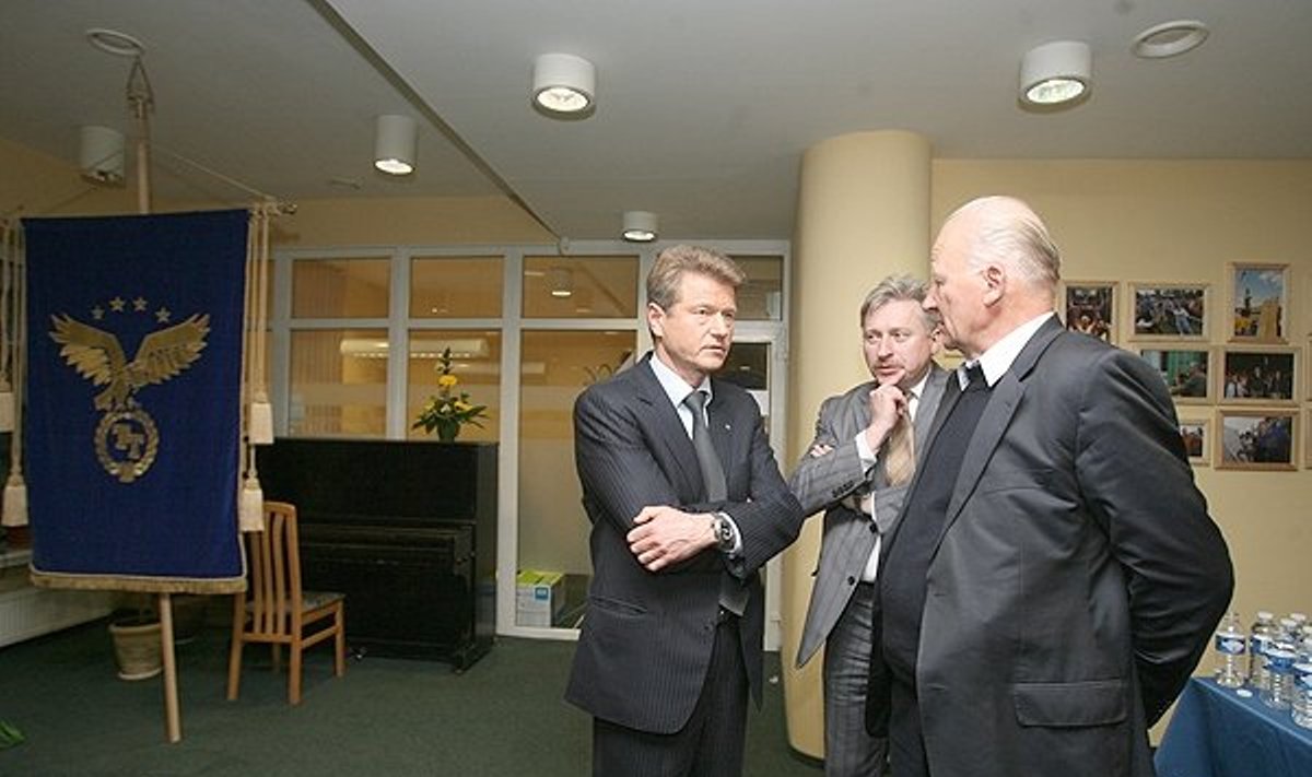 Rolandas Paksas (kairėje) ir Juozas Imbrasas (dešinėje)