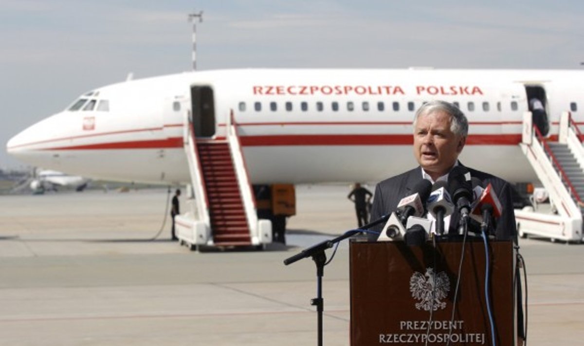 Lenkijos prezidentas Lechas Kaczynskis ir Lenkijos lėktuvas TU-154