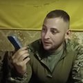„Kantrybės netekęs“ Ukrainos karys paskambino į rusiškų tankų gamyklą